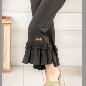 Matilda Jane Trail Runner Cropped Pants